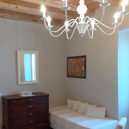 Vicolo Del Nido B&B Paderno Franciacorta Exterior photo